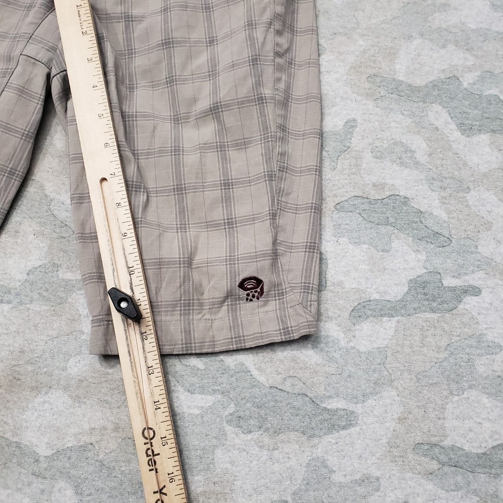 Mountain Hardwear Shorts Womens Medium Gray Pockets Plaid Check Outdoors - Picture 6 of 11